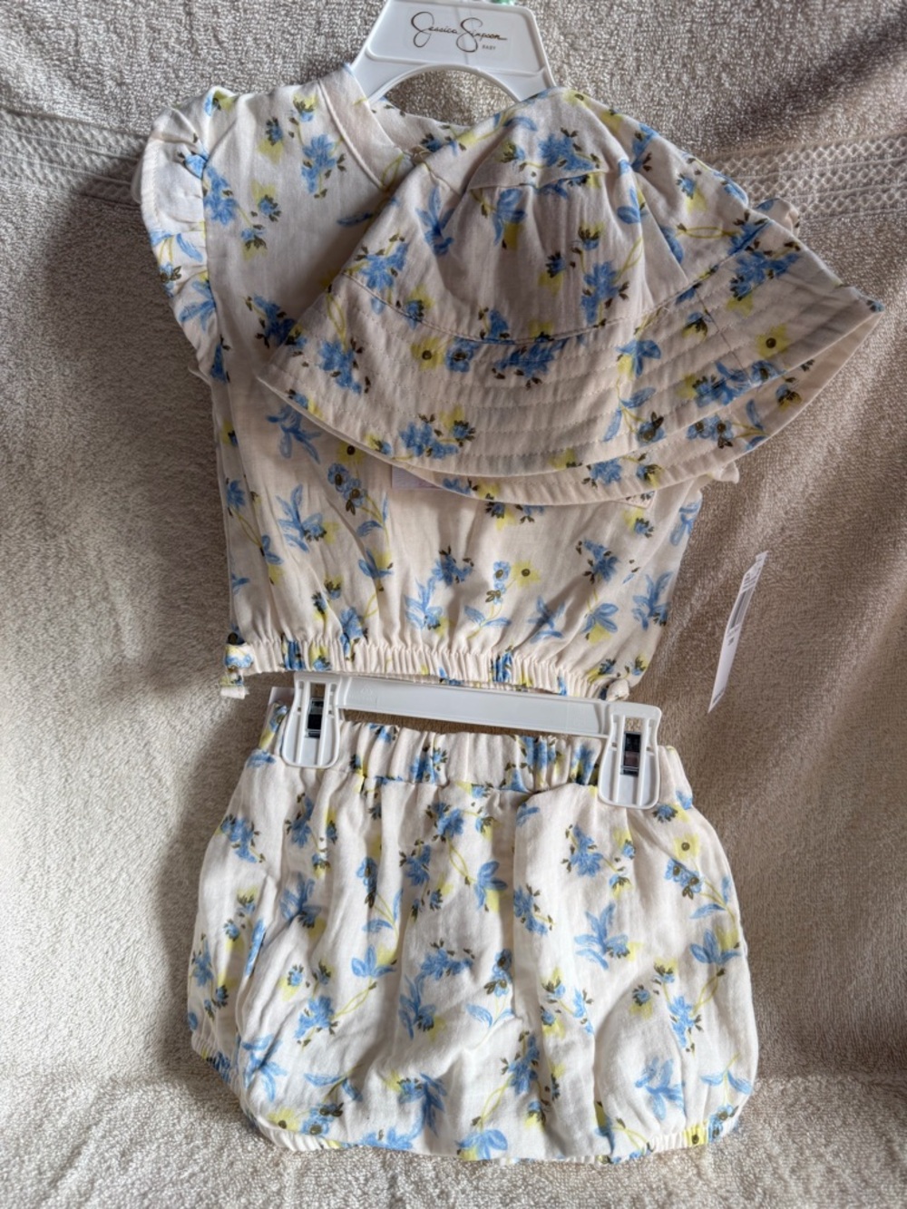 Jessica Simpson Kids Cream Floral Matching Set with Blue and Yellow Print